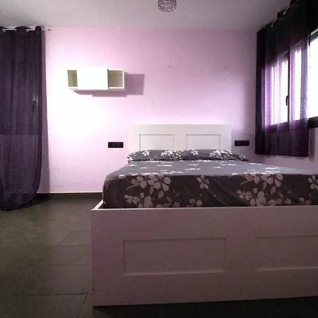 Moderna Casa Con Piscina Dom wakacyjny *